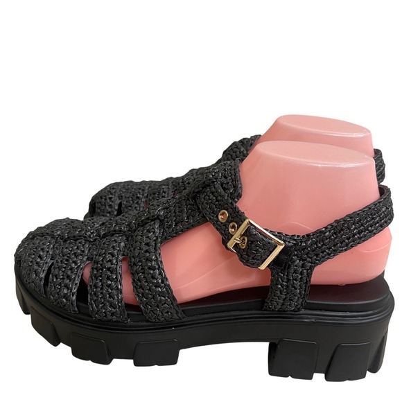 Silent D SZ 9 (40)NWOT Black  Fisherman Sandals Woven Anthropologie Chunky - Picture 1 of 7